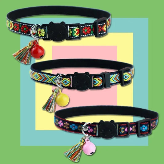 Adjustable cat collar.