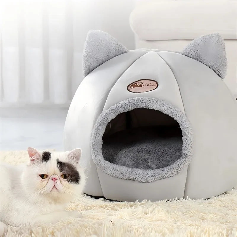 Pet bed with Cat Ears.