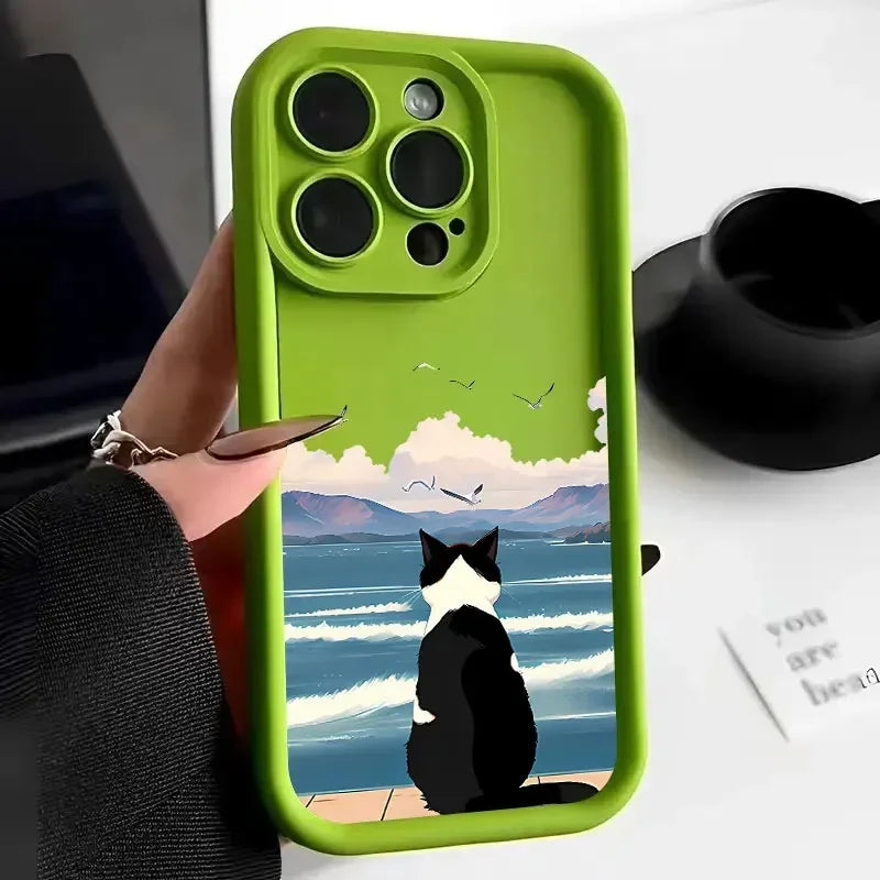 Cat graphic phone case.