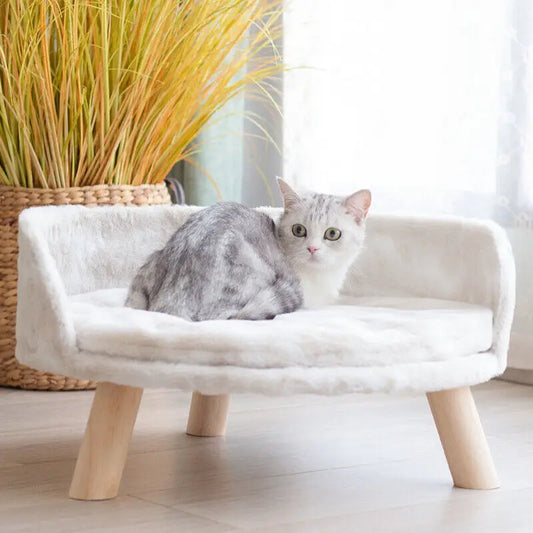 Luxury Soft Cat Bed.